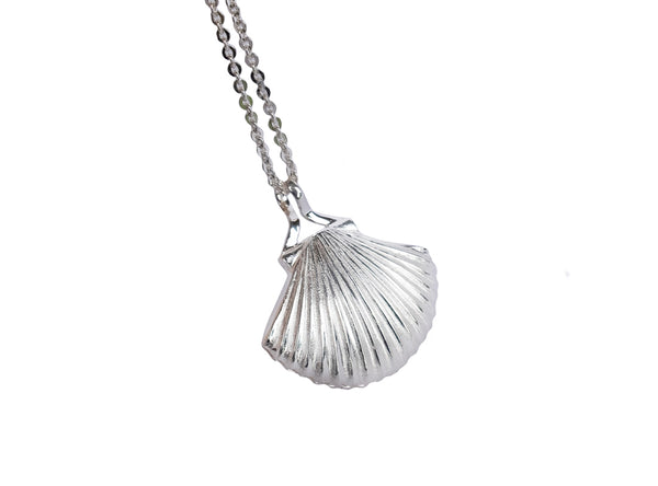 Aphrodite Clam Locket with Chain