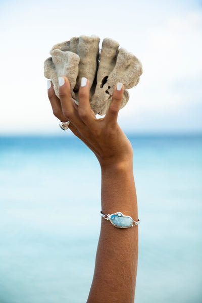 Malin Aqua Aura Bracelet