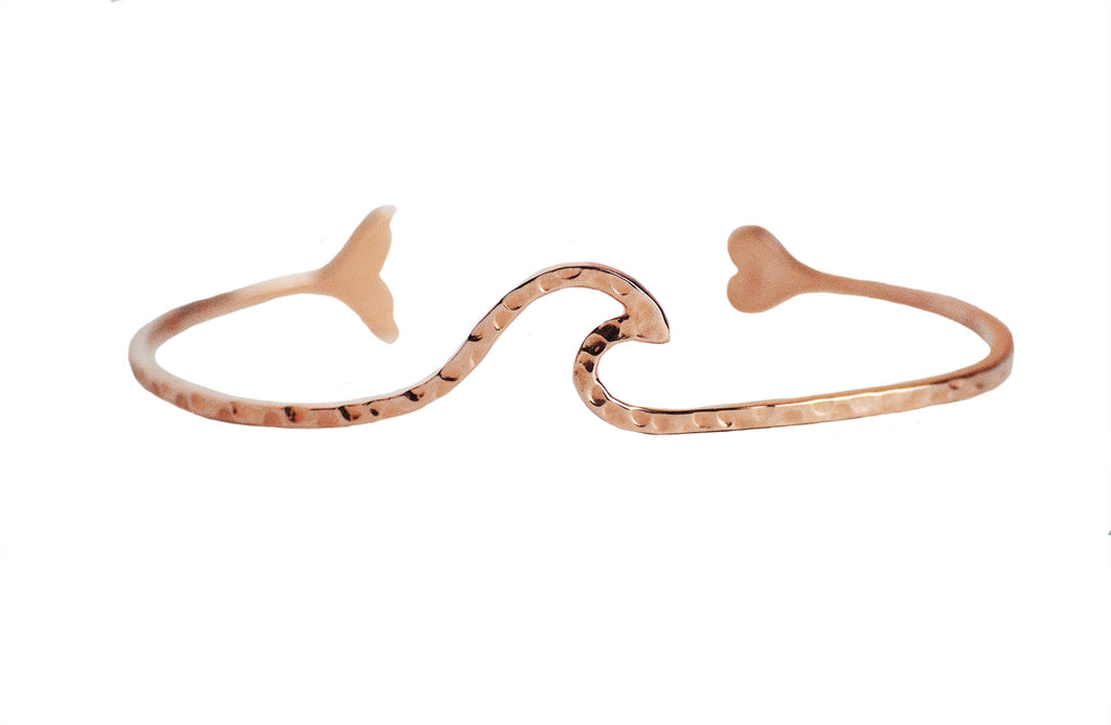 Angourie Rose Gold Wave Bracelet