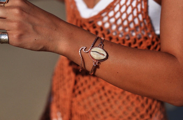 Rose Gold Cowrie Bracelet